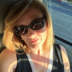 Meet your Posher, Serena